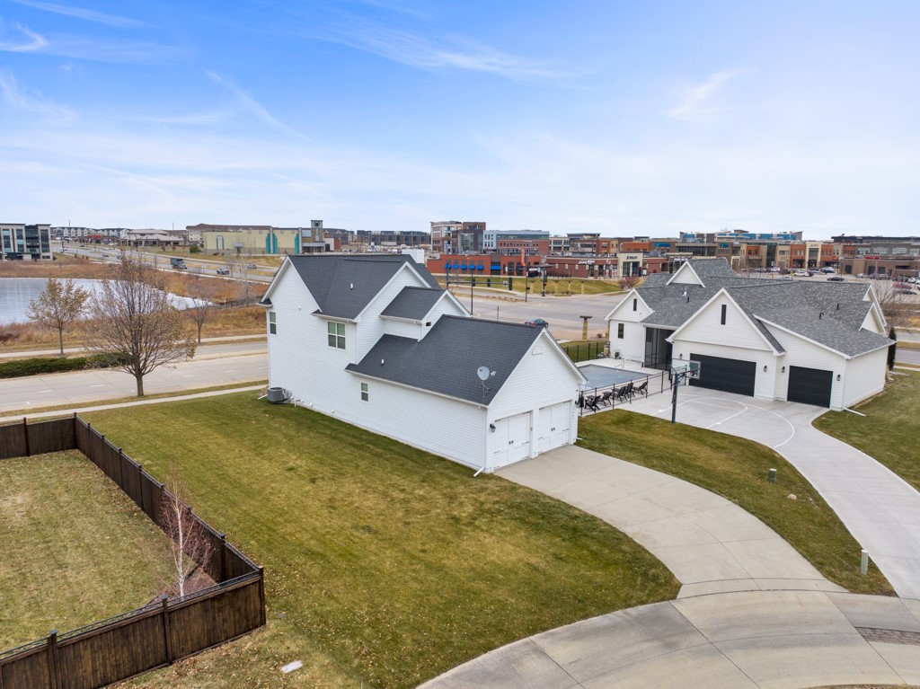 1607 SW Vintage Parkway, Ankeny, Iowa image 3