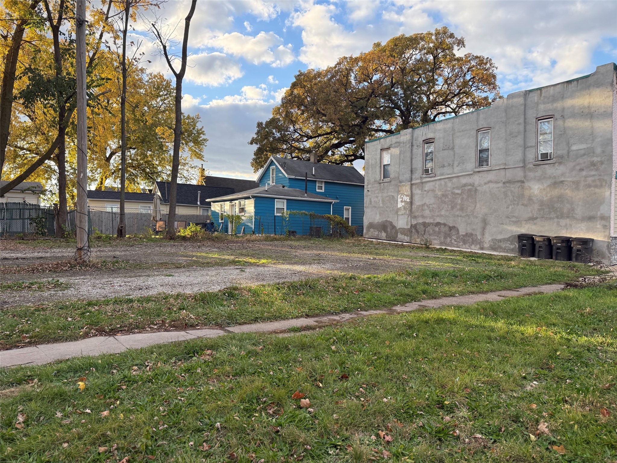 Photo 1 of 4 — 1018 E 12th Street, Des Moines, IA 50316