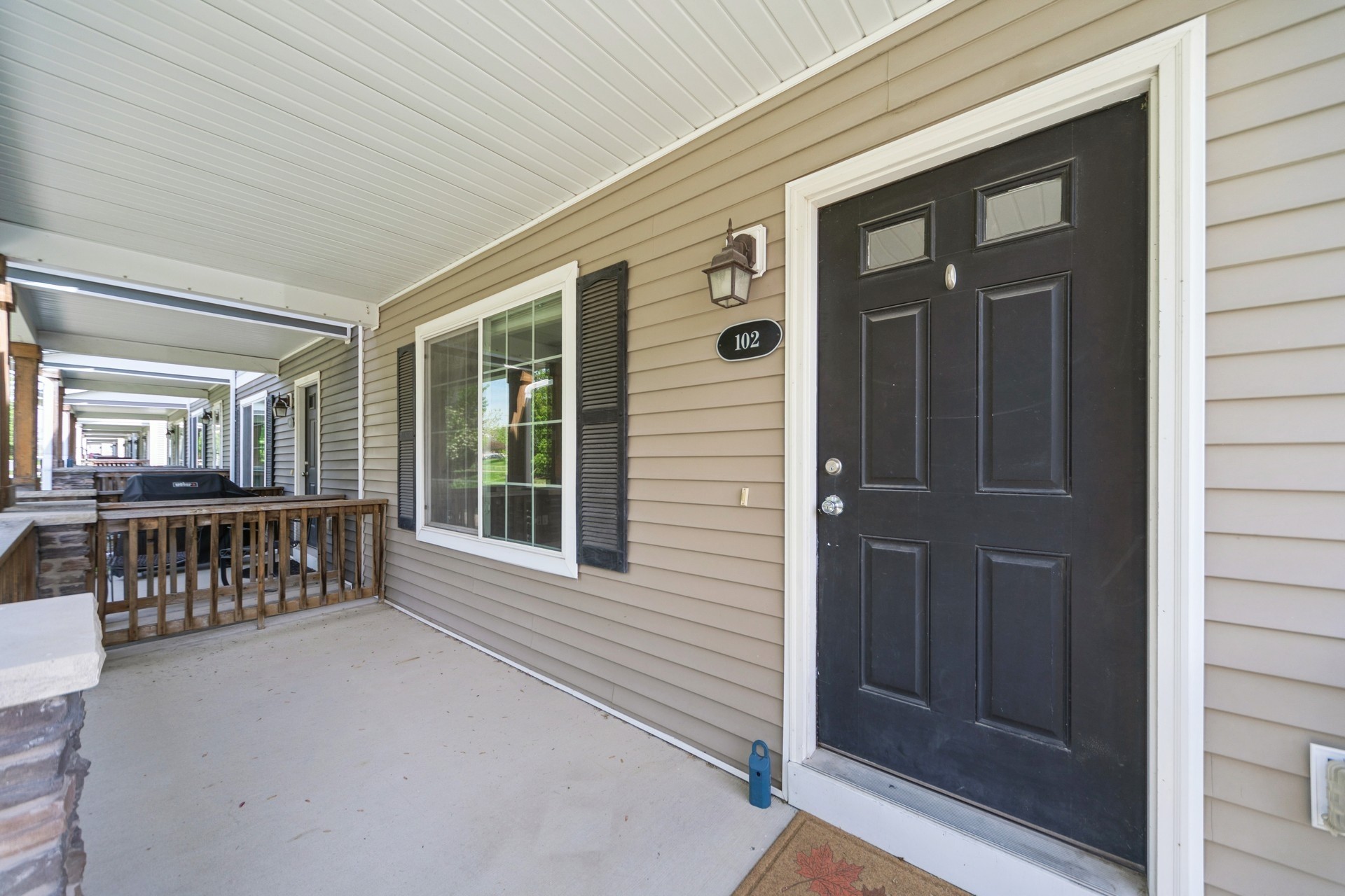 9165 Greenspire Drive #102, West Des Moines, Iowa image 3