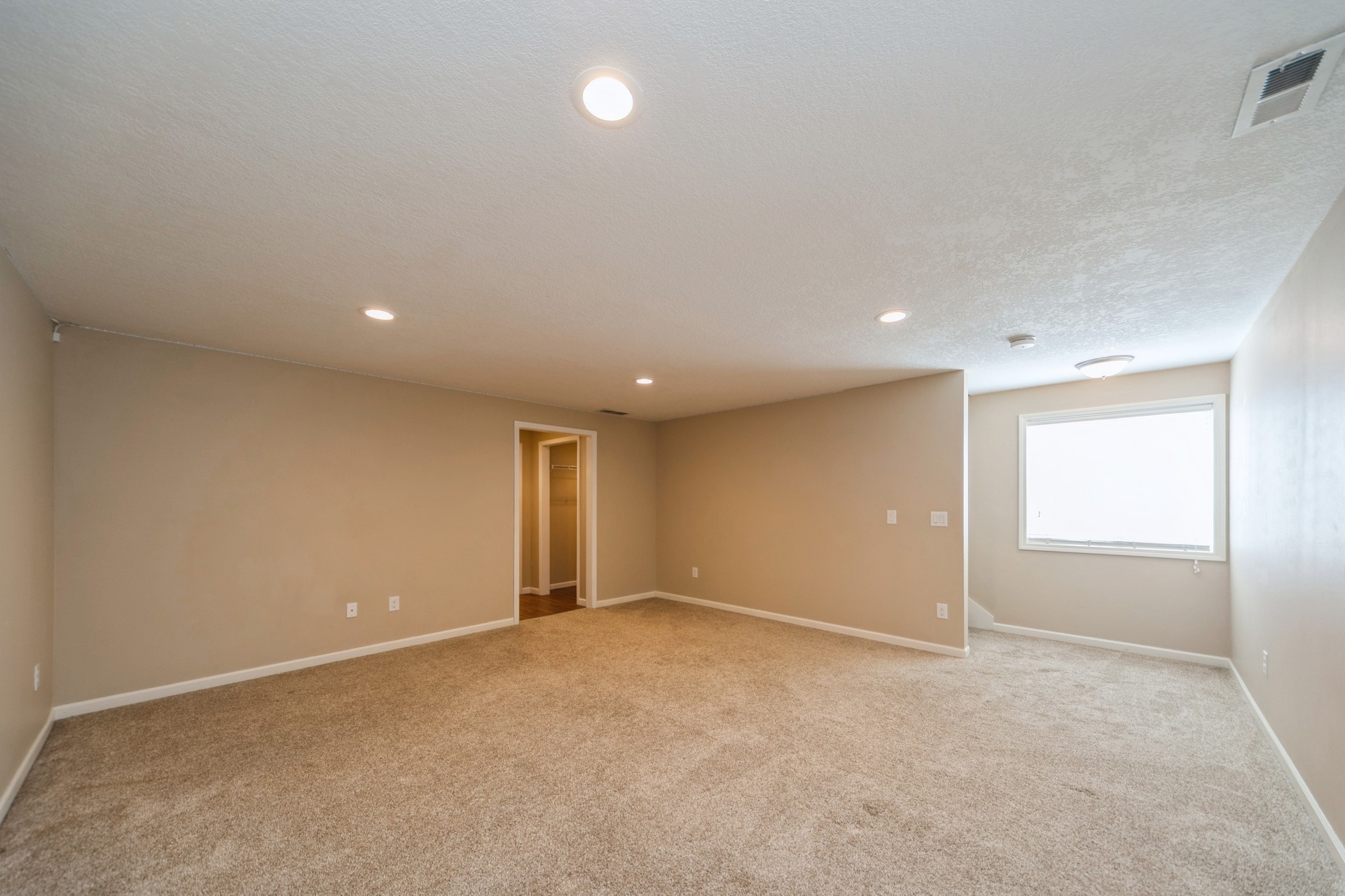 9165 Greenspire Drive #102, West Des Moines, Iowa image 26