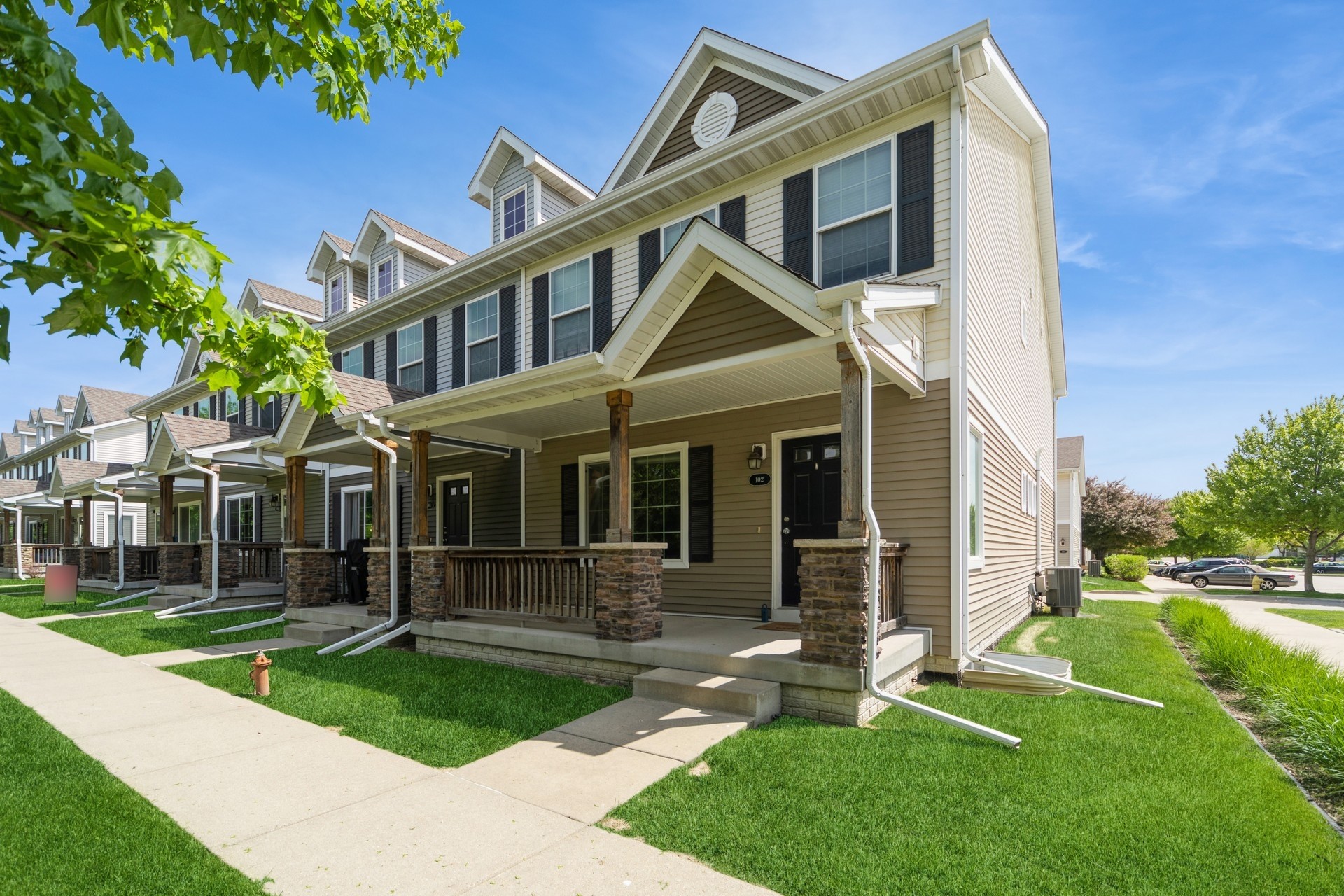 9165 Greenspire Drive #102, West Des Moines, Iowa image 1