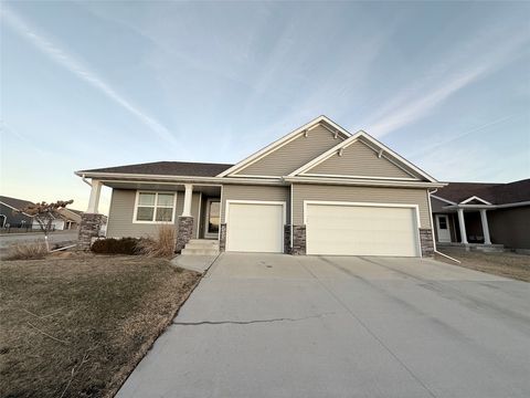 Homes For Sale - 2213 Williams Drive<br/> Fort Dodge, IA 50501
