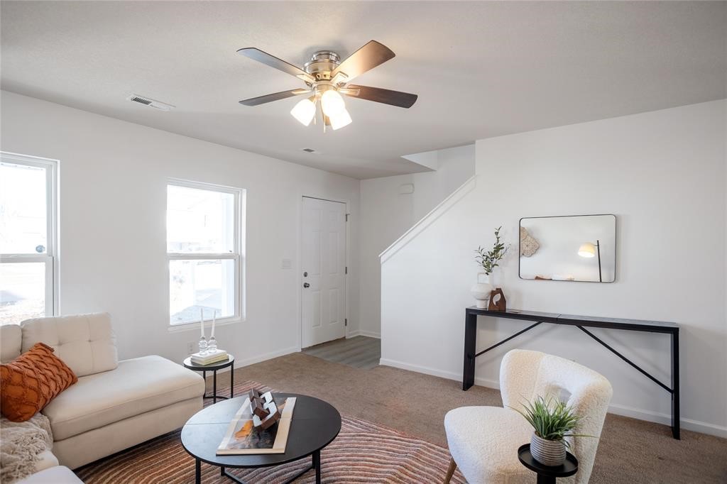 2207 Sunflower Street