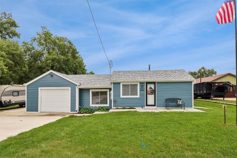 Homes For Sale - 6455 NE 5th Avenue<br/> Pleasant Hill, IA 50327