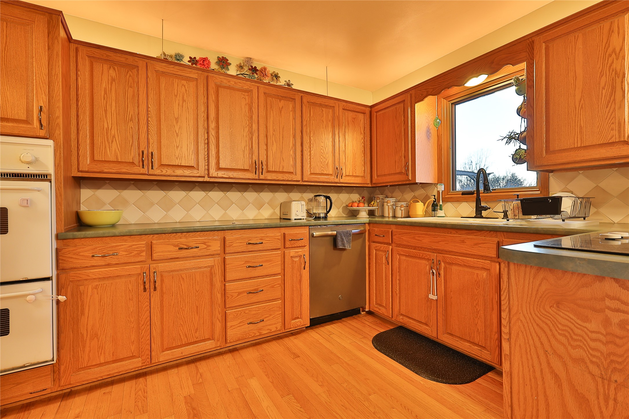 1409 Country Club Drive