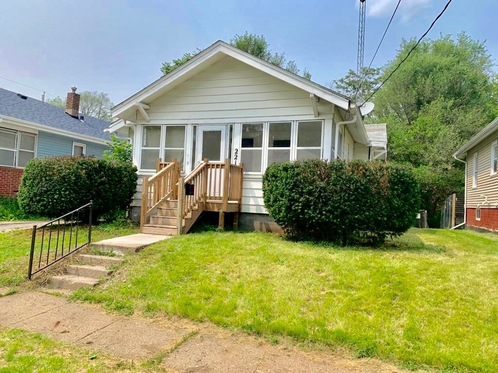 2219 Lincoln Avenue, Des Moines, Iowa image 1