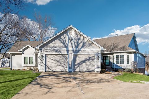 13619 Bay Hill Drive Clive IA 50325