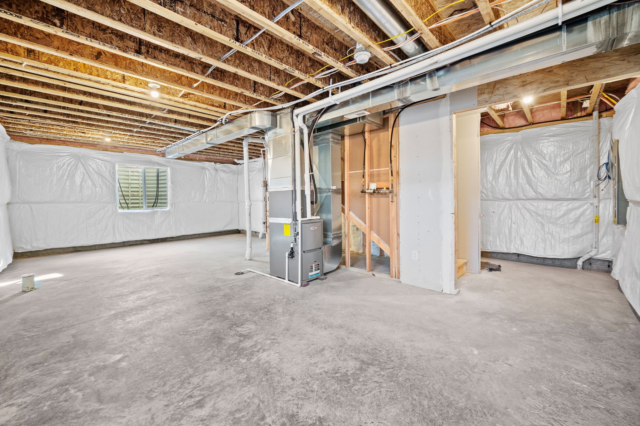4427 Honey Bee Ridge, Des Moines, Iowa image 28