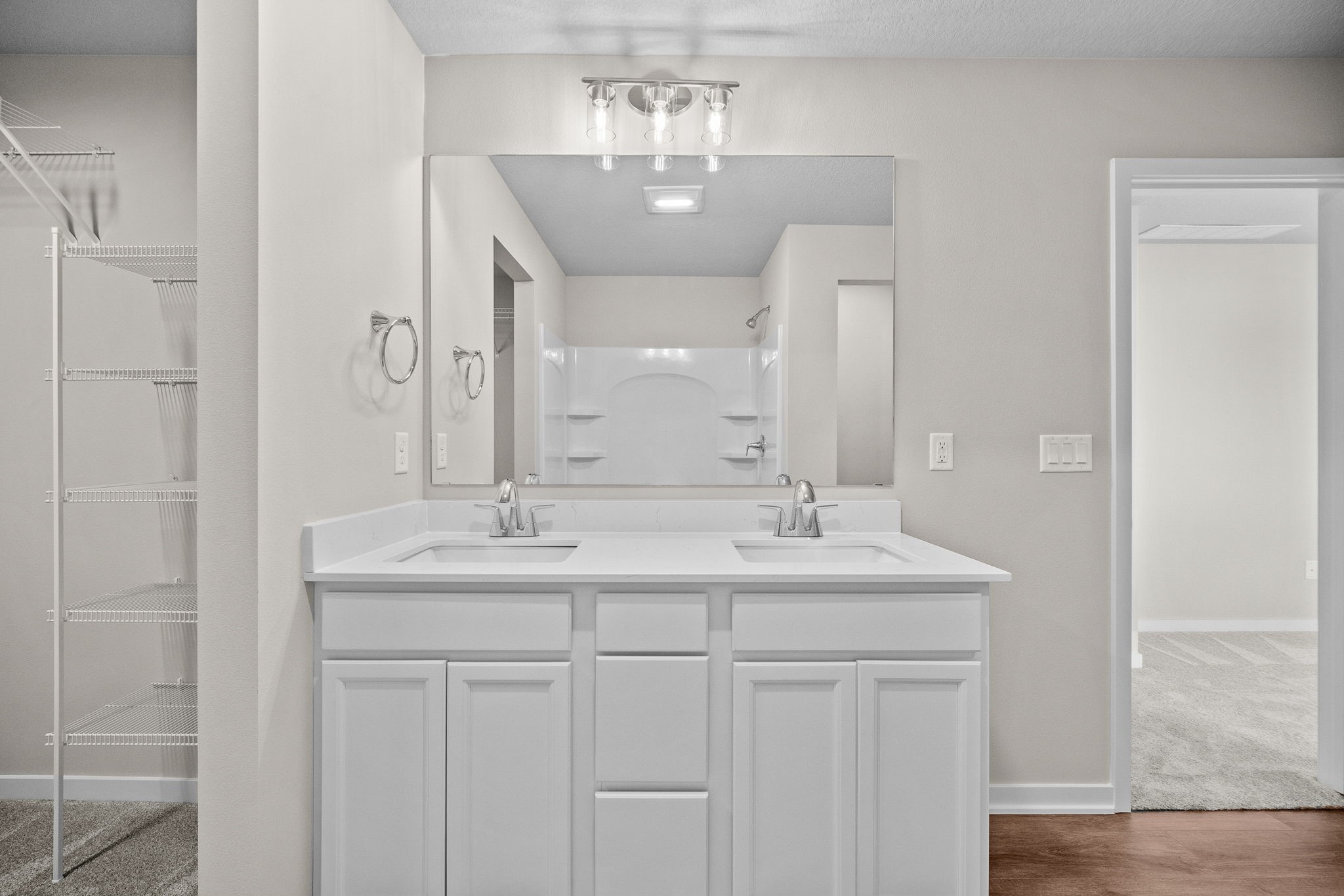 4427 Honey Bee Ridge, Des Moines, Iowa image 25