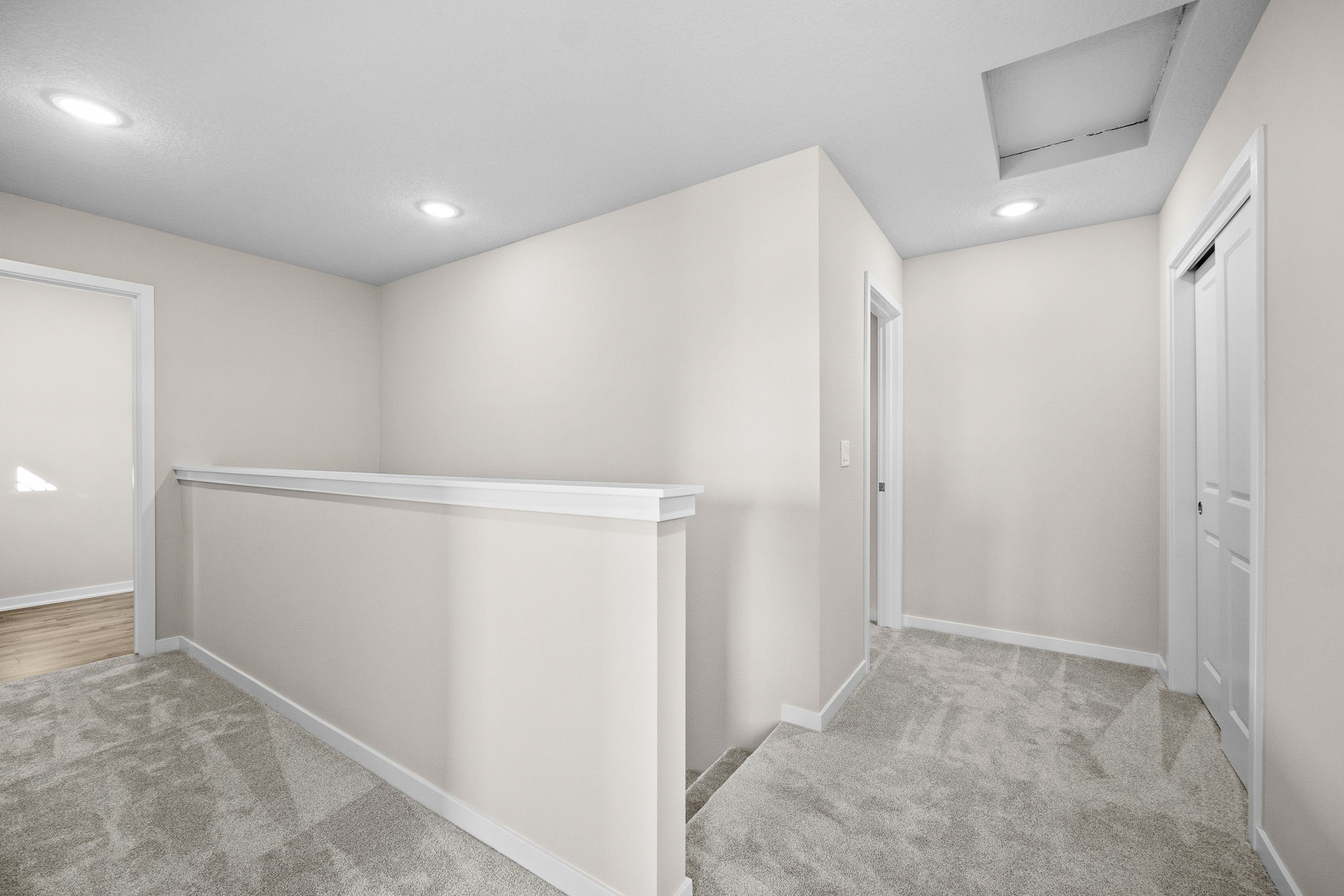 4427 Honey Bee Ridge, Des Moines, Iowa image 15