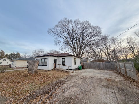 Featured picture for the property 732463