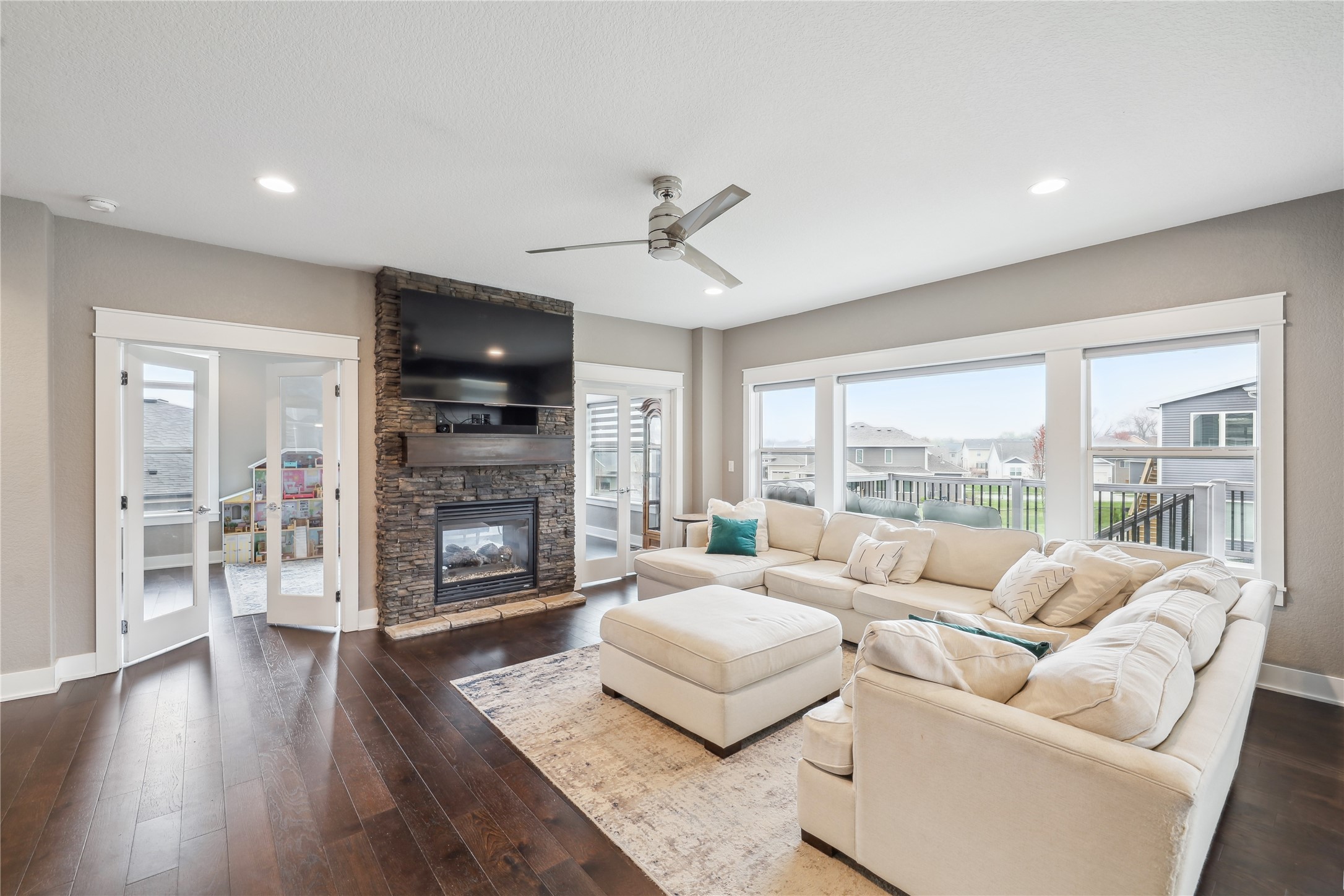 5325 162nd Court, Urbandale, Iowa image 6