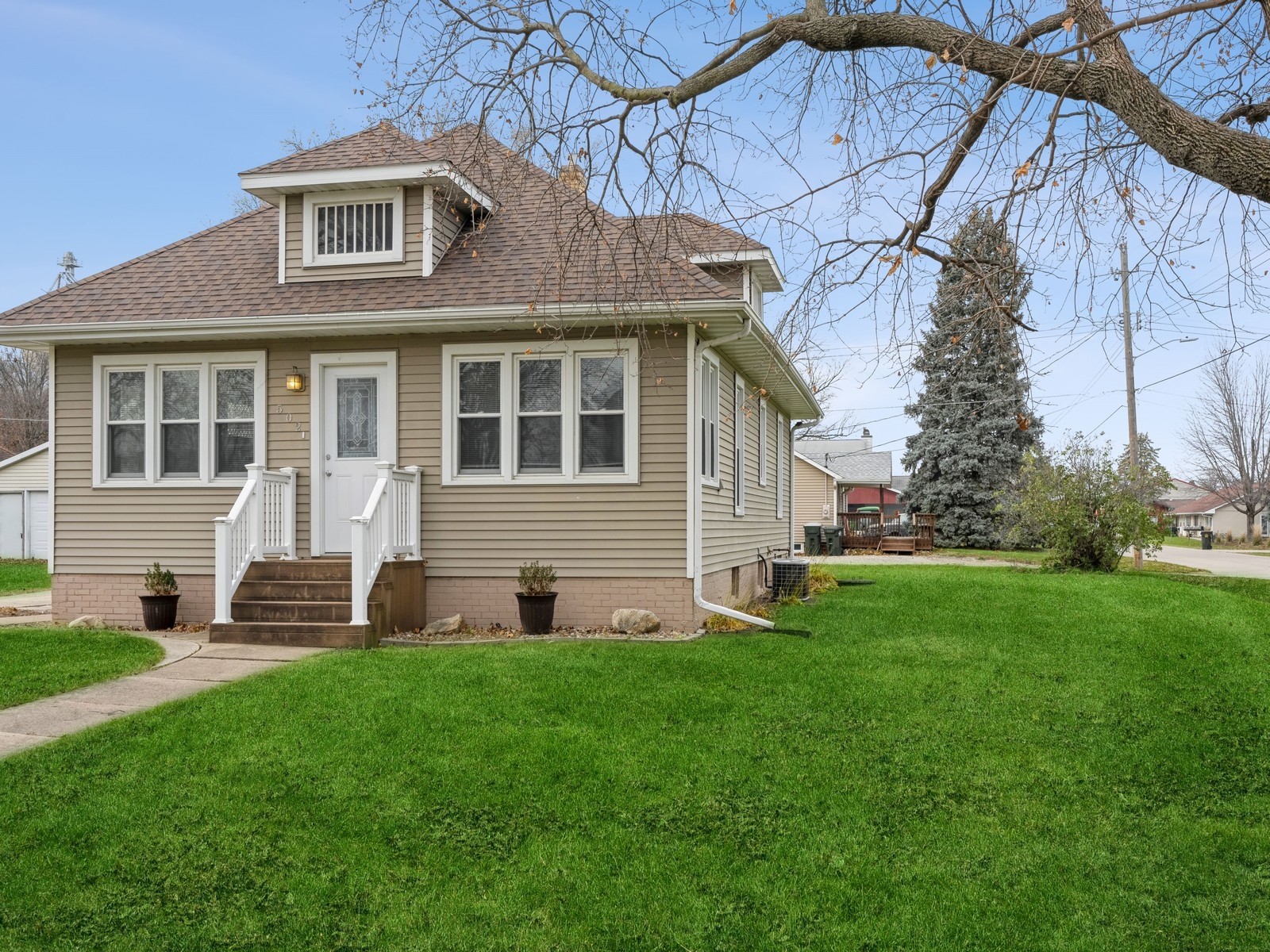 502 9th Avenue, Sully, Iowa image 3