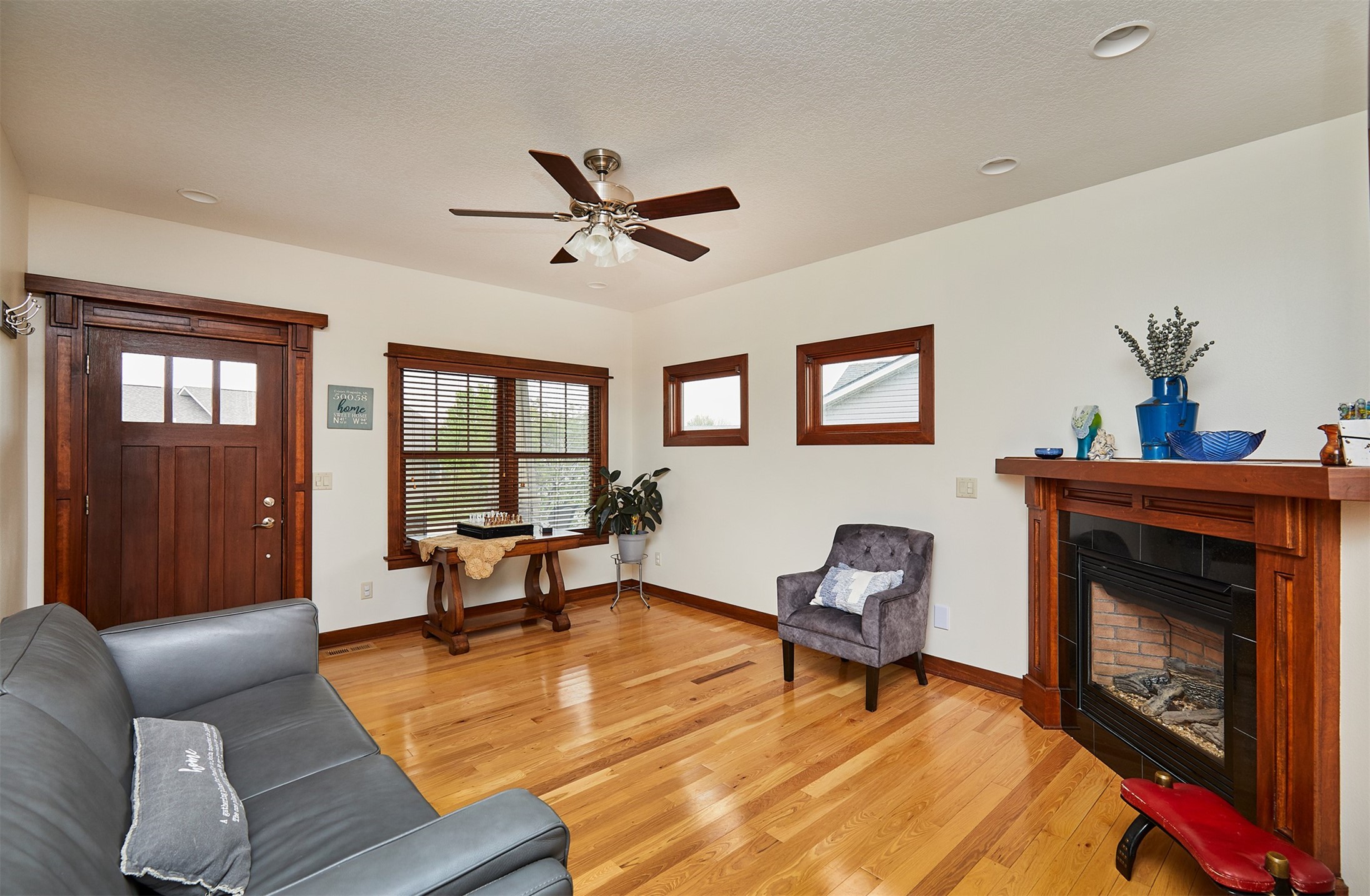1690 SE Heritage Drive, Waukee, Iowa image 2
