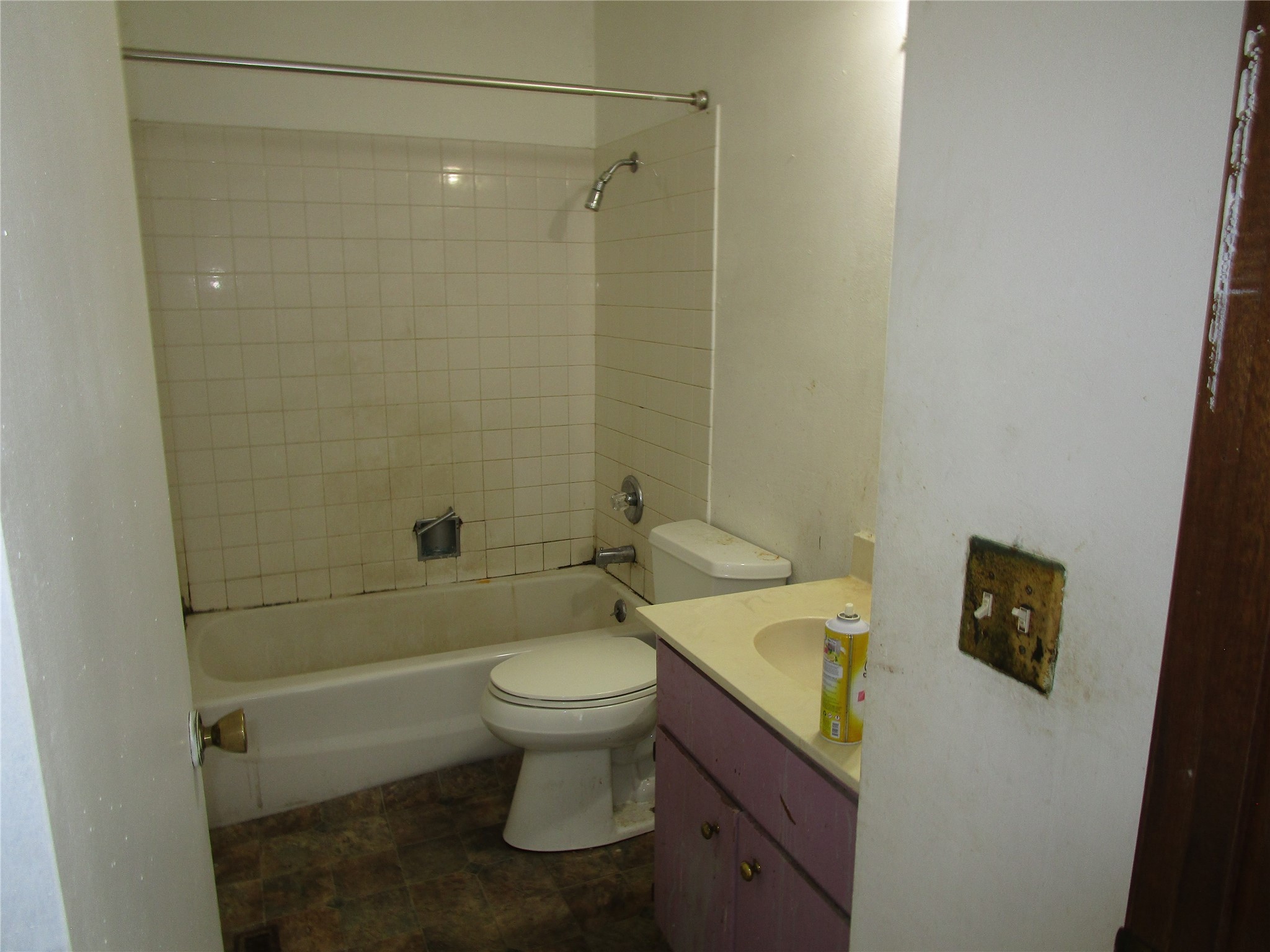 Des Moines, Iowa 50314, United States, 3 Bedrooms Bedrooms, ,1 BathroomBathrooms,Residential,Active,185655