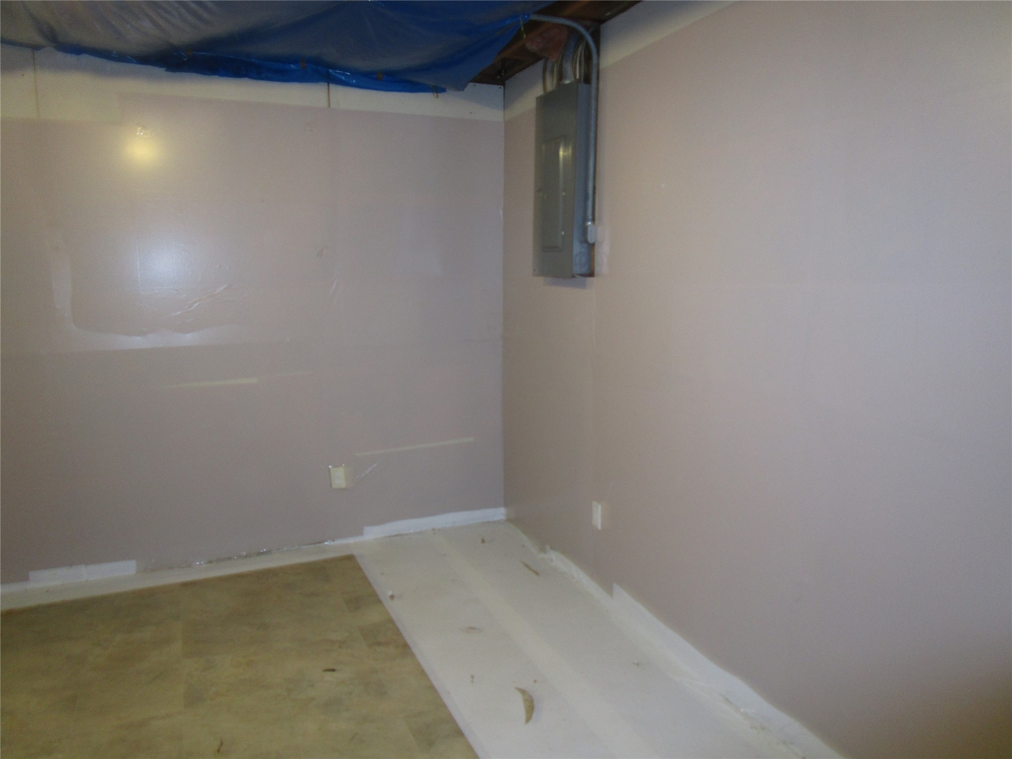 Des Moines, Iowa 50314, United States, 3 Bedrooms Bedrooms, ,1 BathroomBathrooms,Residential,Active,185655