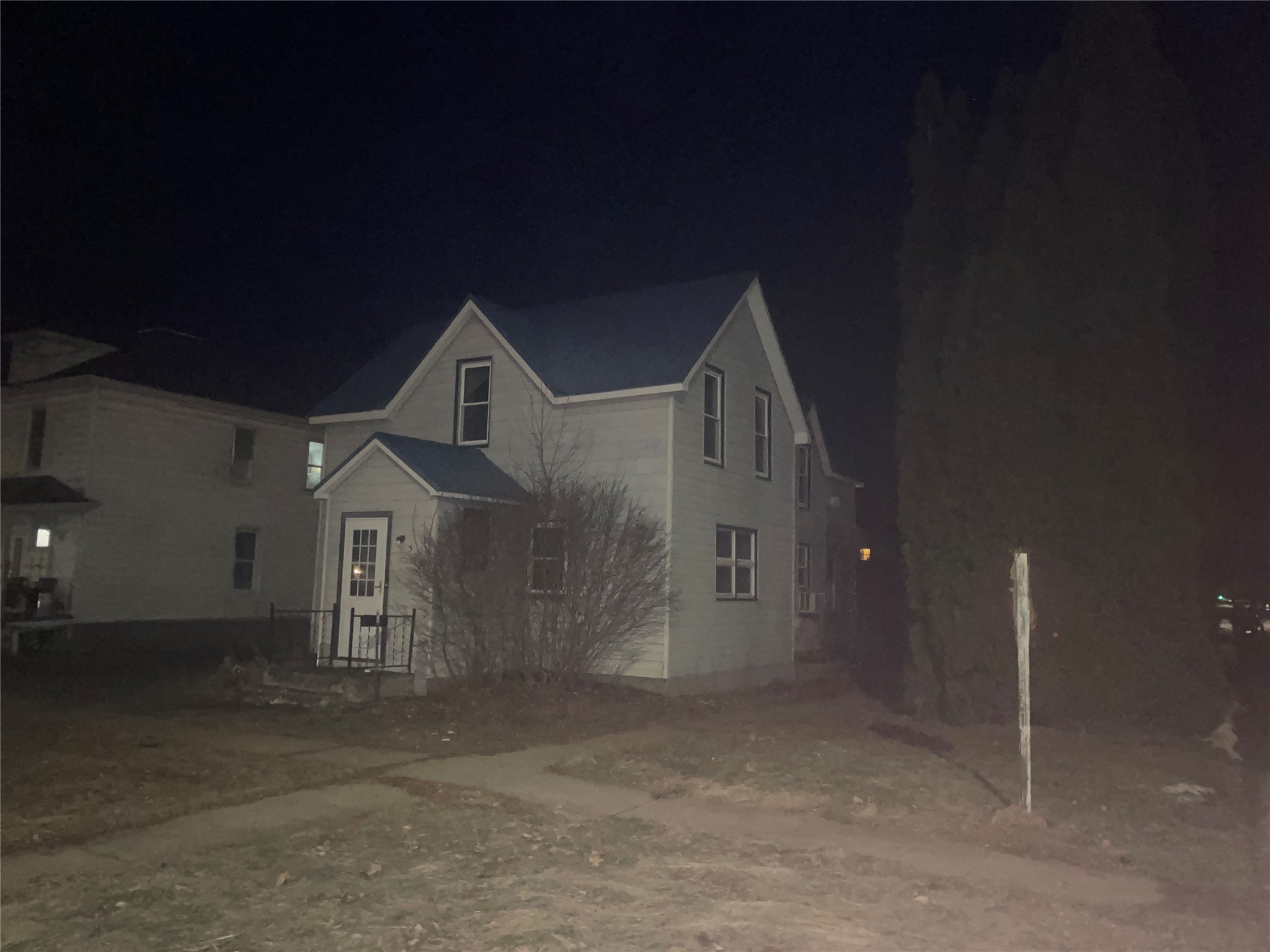 502 State Street - Photo 2