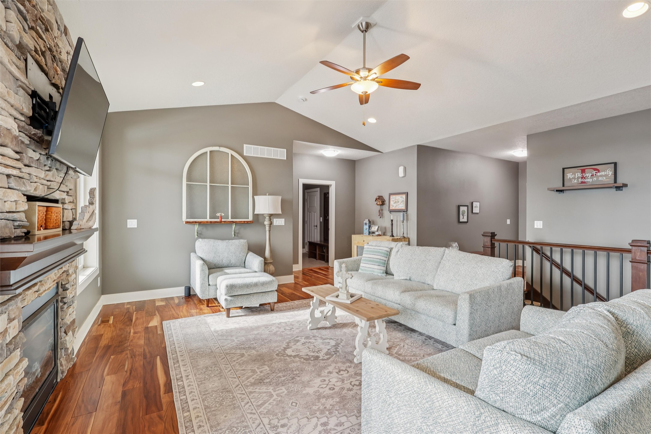 8202 Sky View Circle