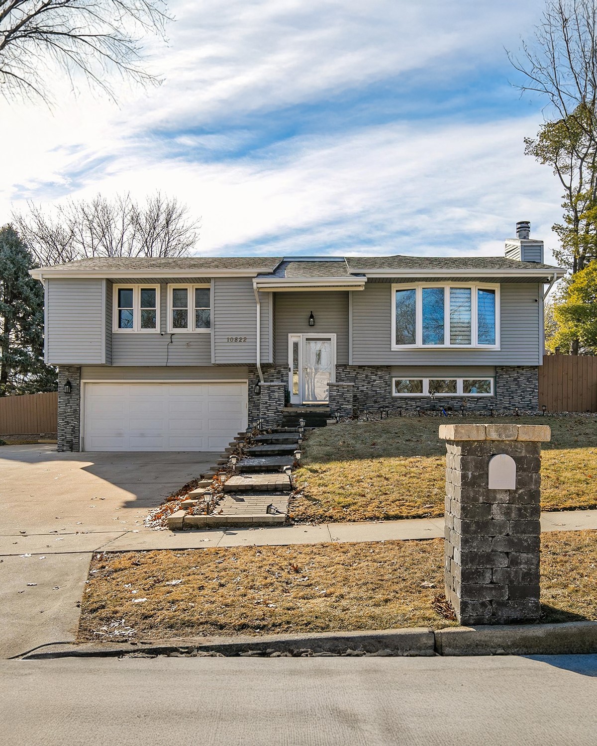 10822 Walnut Ridge Drive