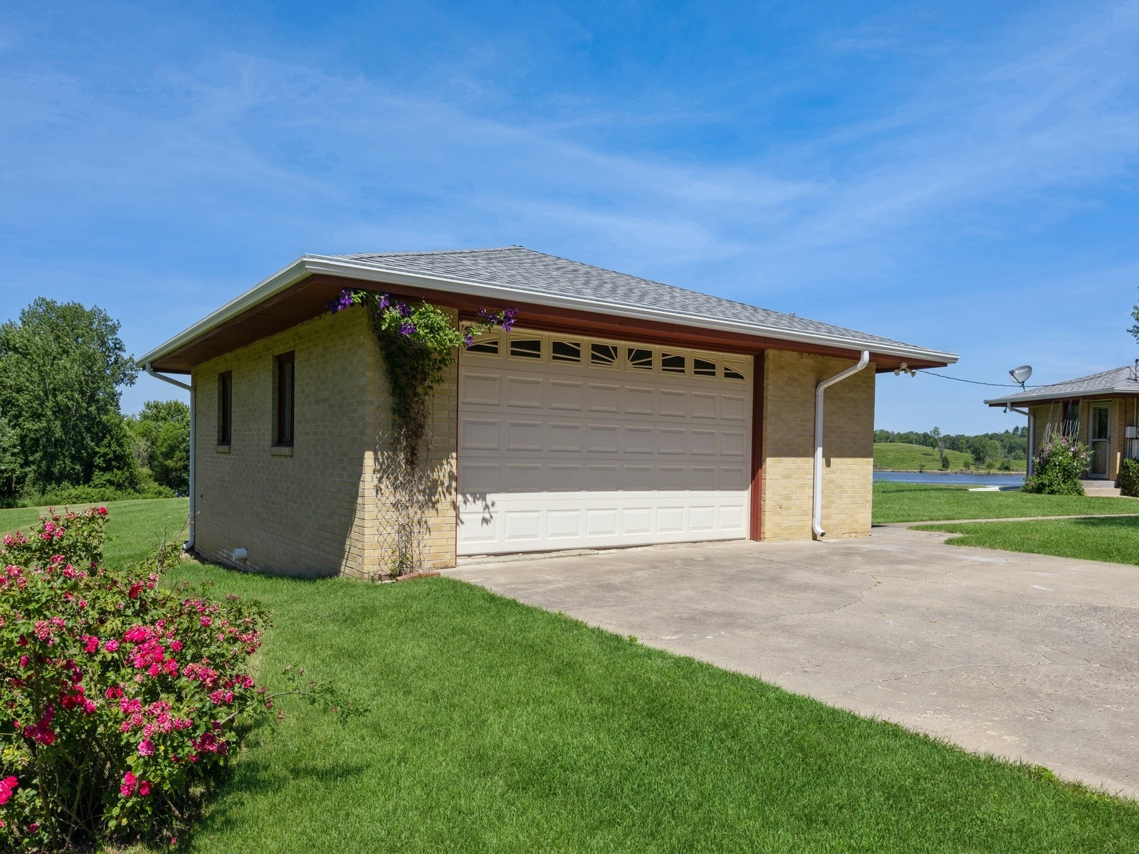 370 Juniper Avenue, Kellogg, Iowa image 3