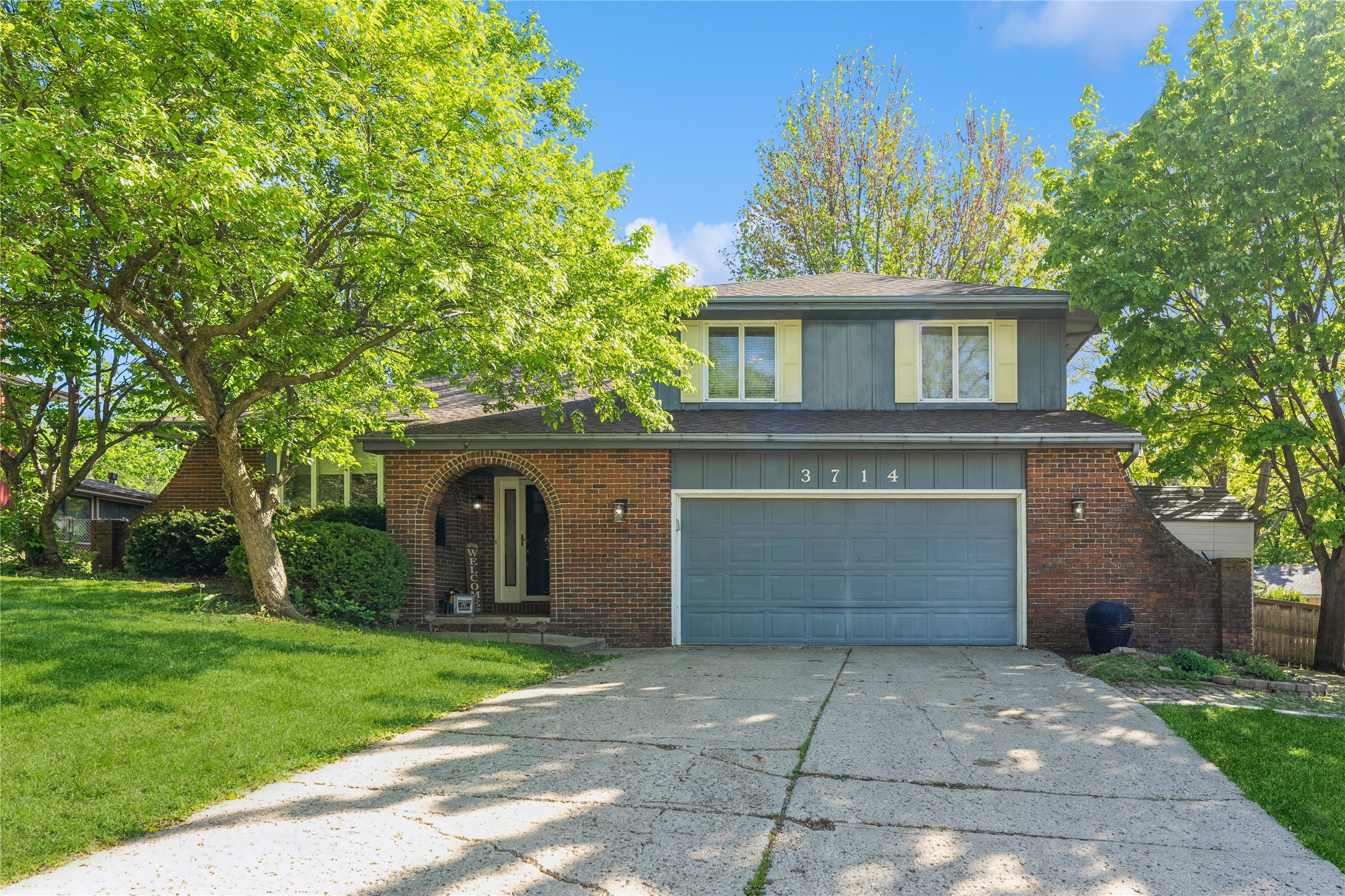 3714 Skyline Drive, Des Moines, Iowa image 2