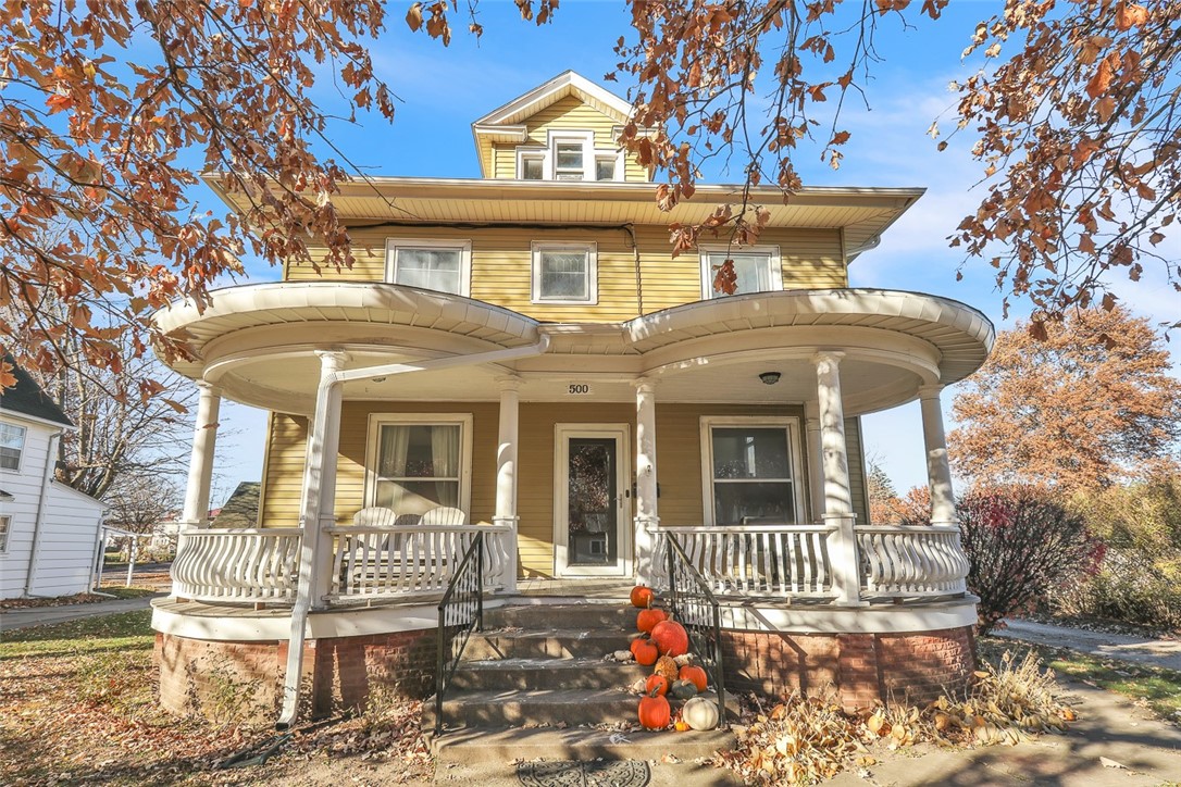 Photo 1 of 34 — 500 Drake Avenue, Centerville, IA 52544