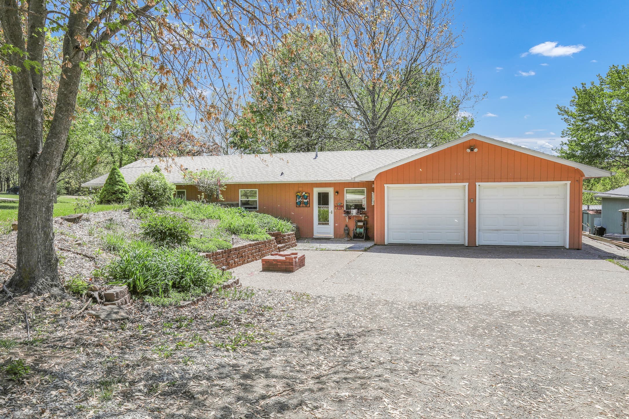123 Timber Ridge Drive, Pella, Iowa image 1