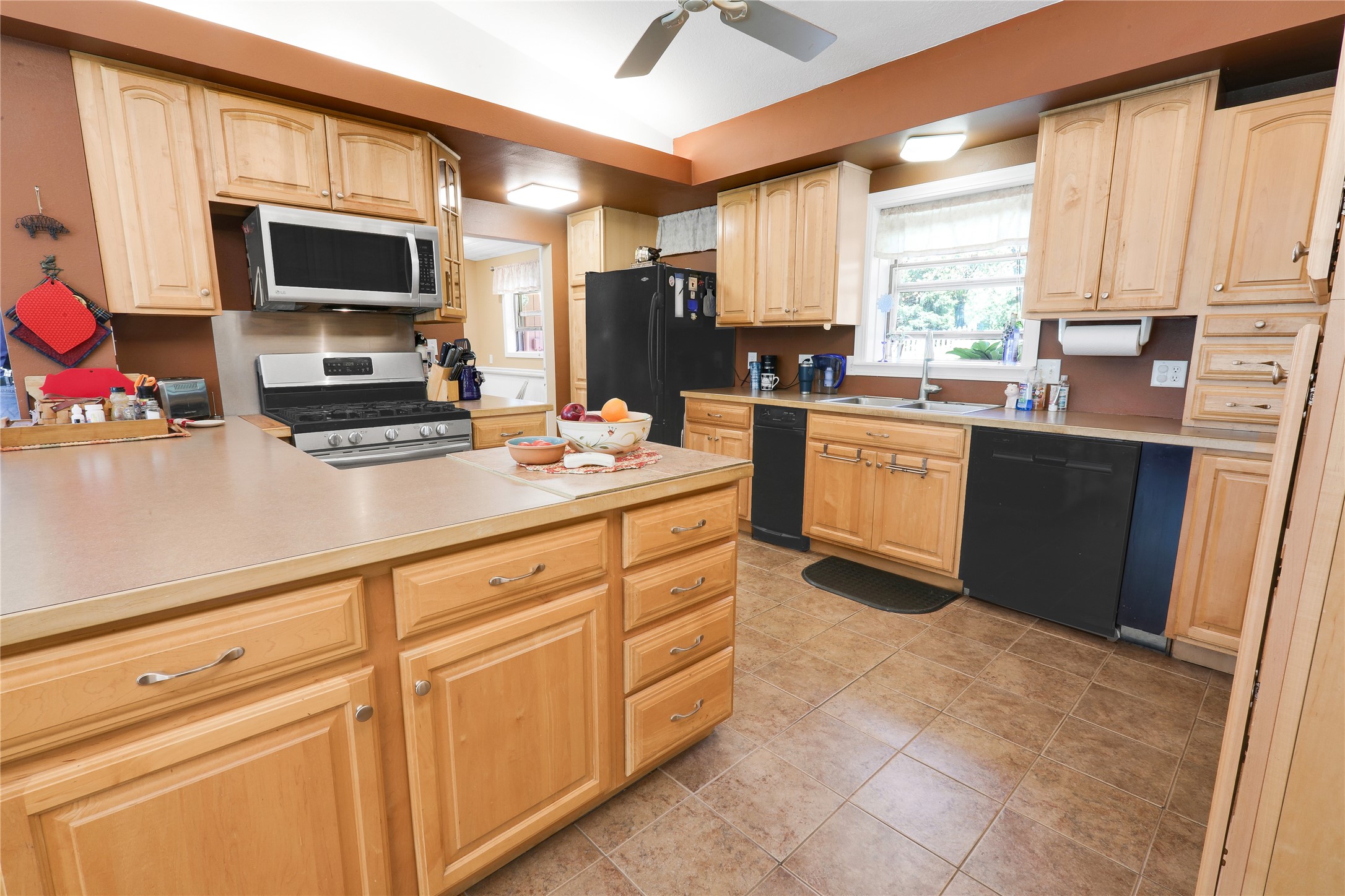 123 Timber Ridge Drive, Pella, Iowa image 13