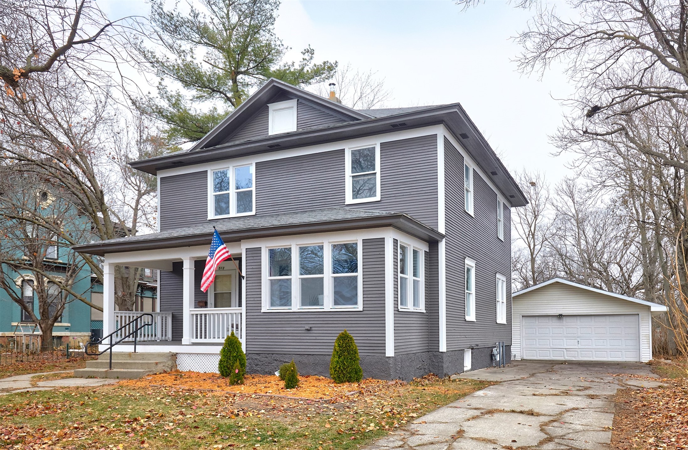 513 E Jefferson Street
