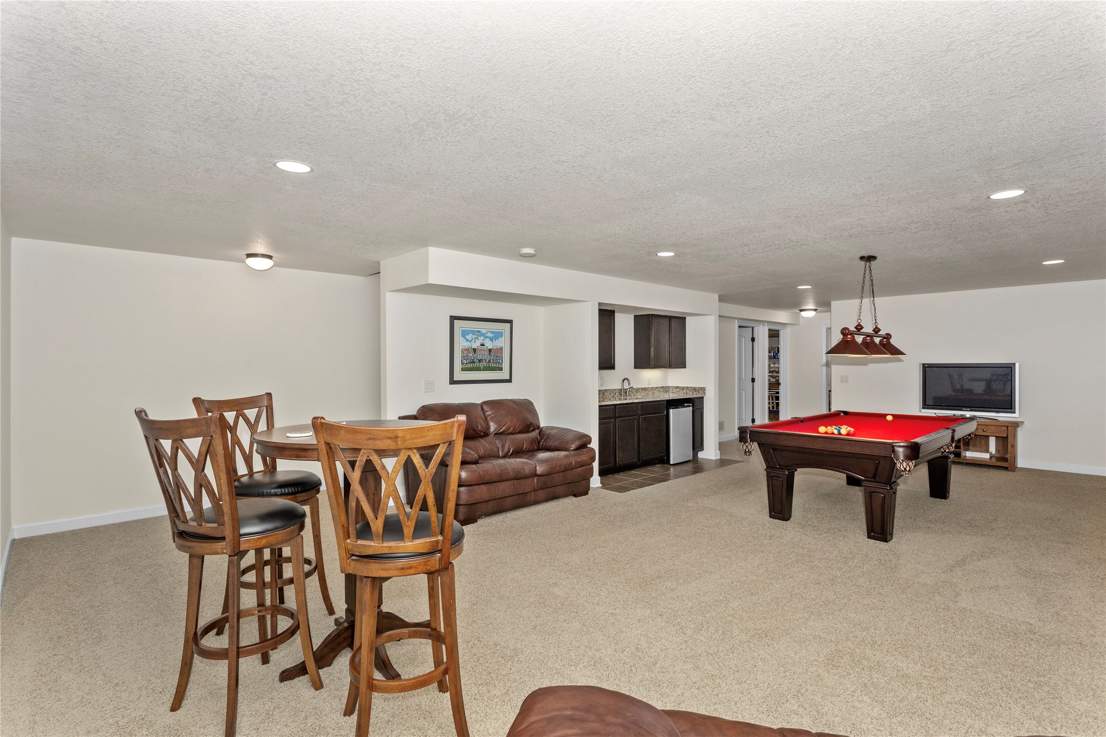 14611 Hickory Drive, Urbandale, Iowa image 28