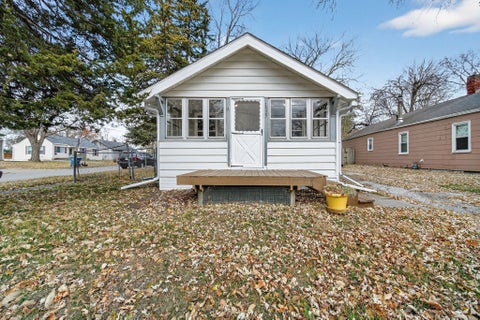 Homes For Sale - 1325 Seneca Avenue<br/> Des Moines, IA 50313