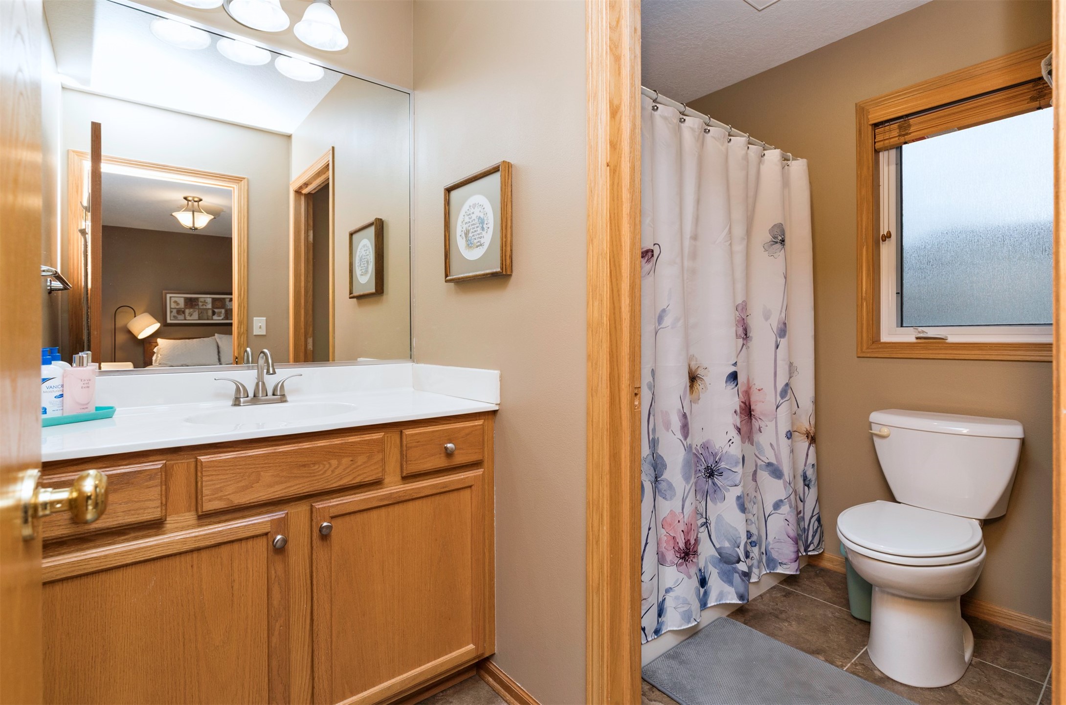2005 Country Cove Lane, Altoona, Iowa image 21