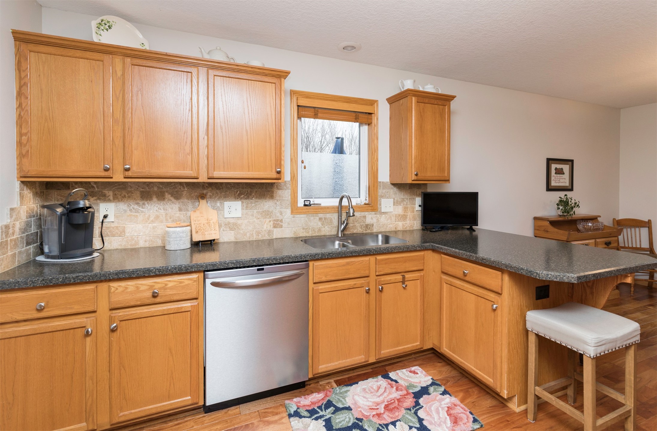2005 Country Cove Lane, Altoona, Iowa image 12