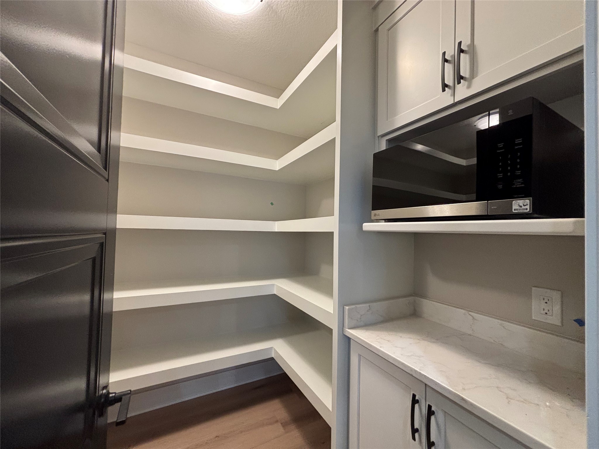 275 NW Copperleaf Court