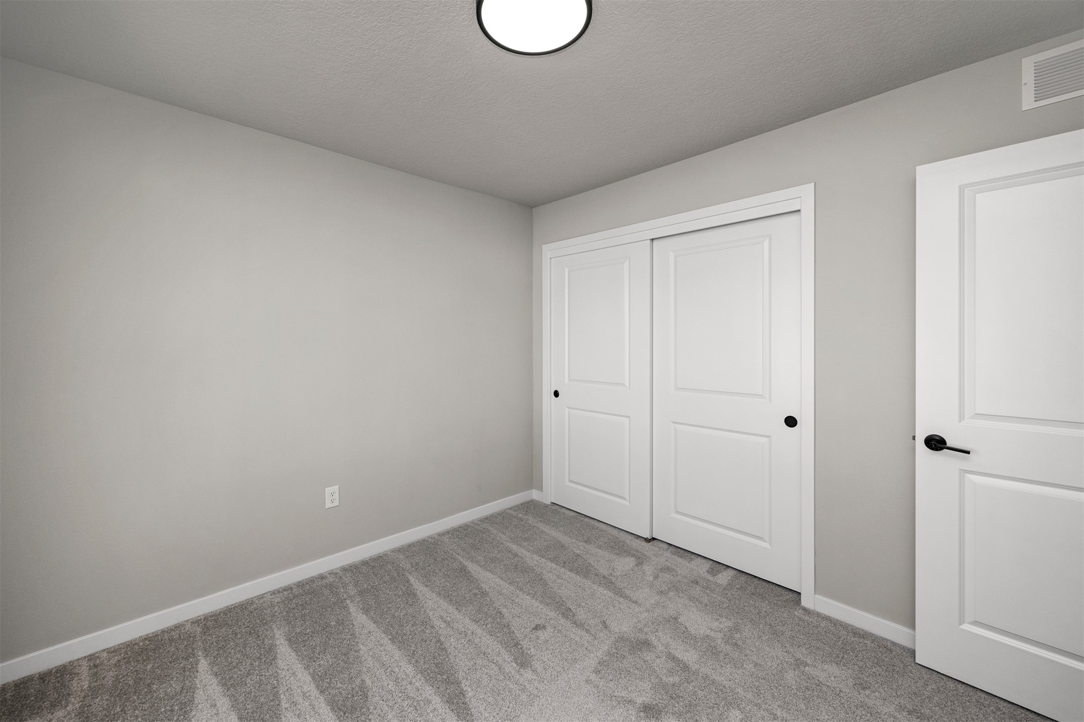 9748 Thorton Drive, Johnston, Iowa image 6