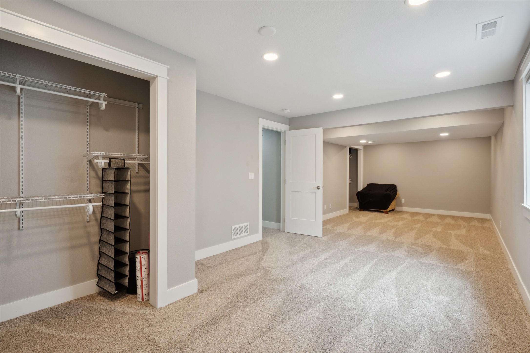 6398 NE 8th Court, Des Moines, Iowa image 25
