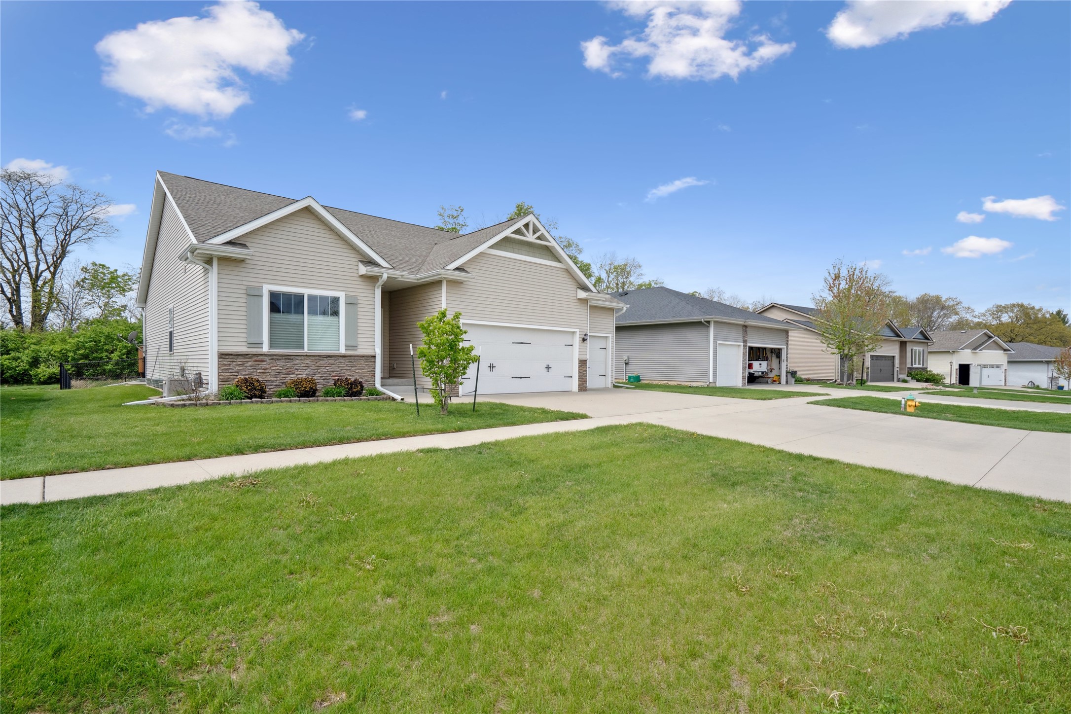 6398 NE 8th Court, Des Moines, Iowa image 3