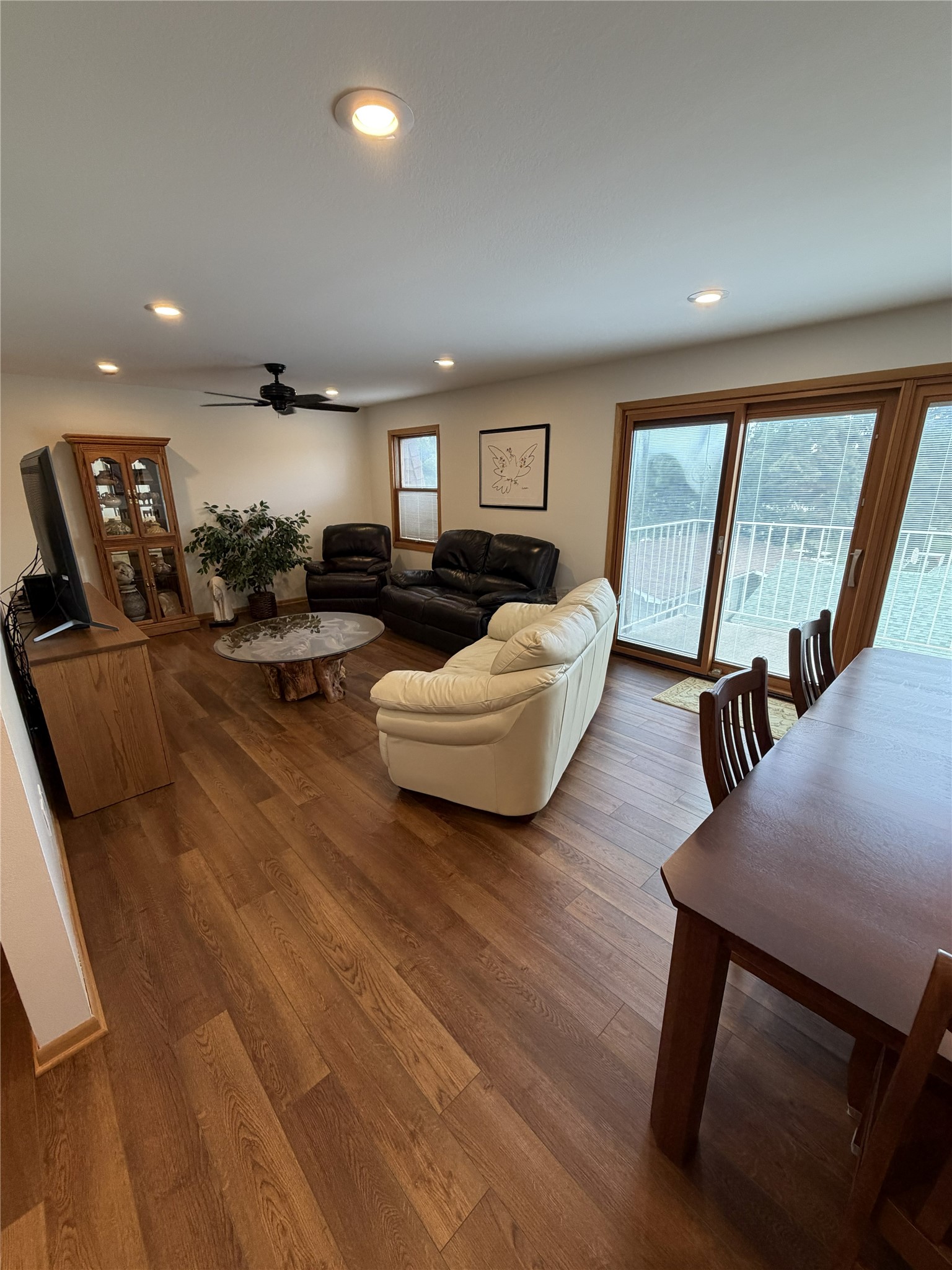 516 Lincoln Street 303