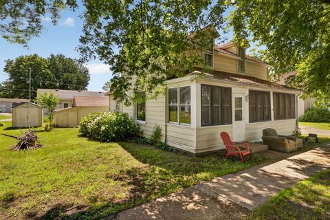 Homes For Sale - 307 S 5th Street<br/> Sac City, IA 50583