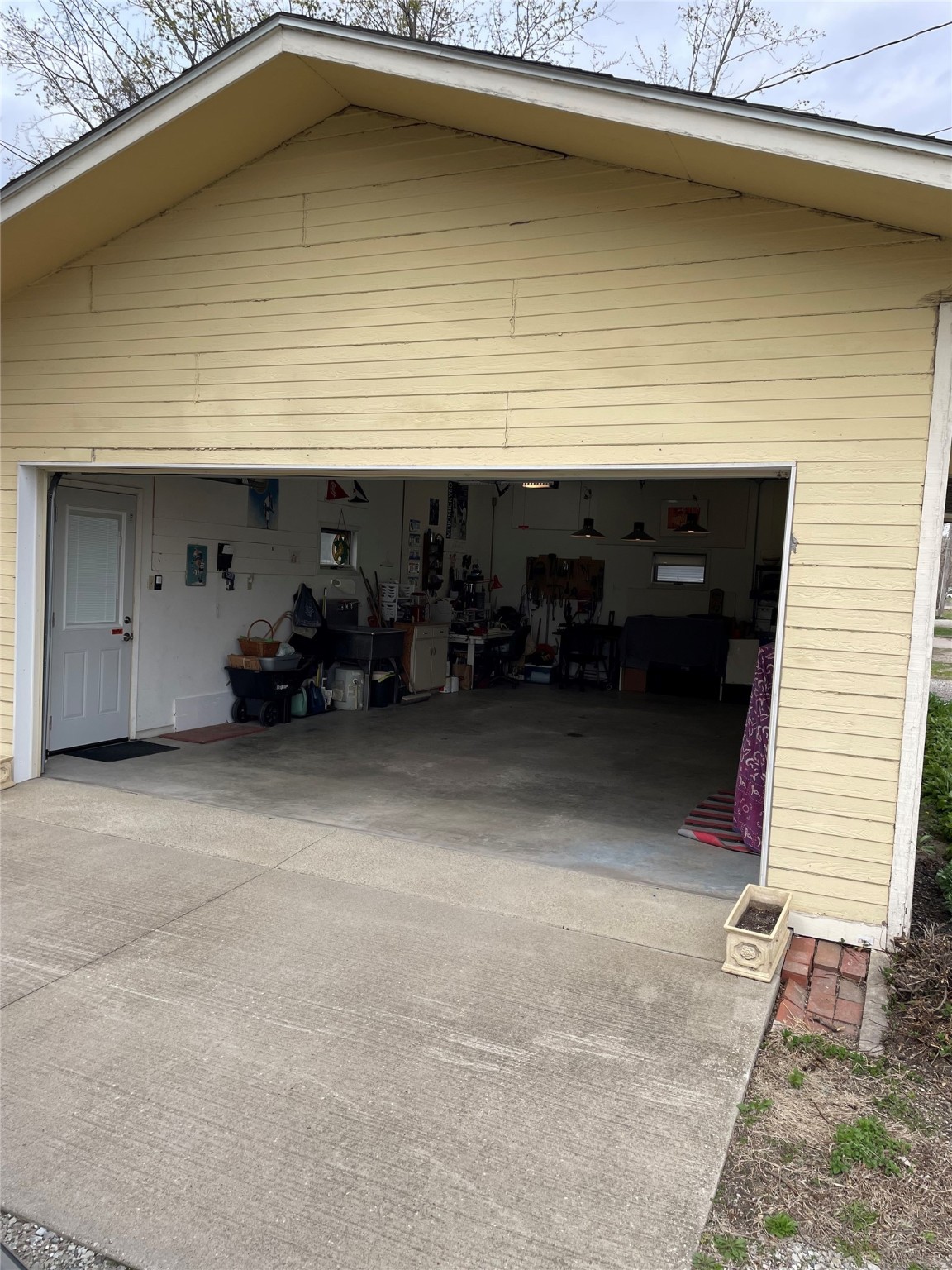 9400 Stillwater Drive, West Des Moines, Iowa image 34