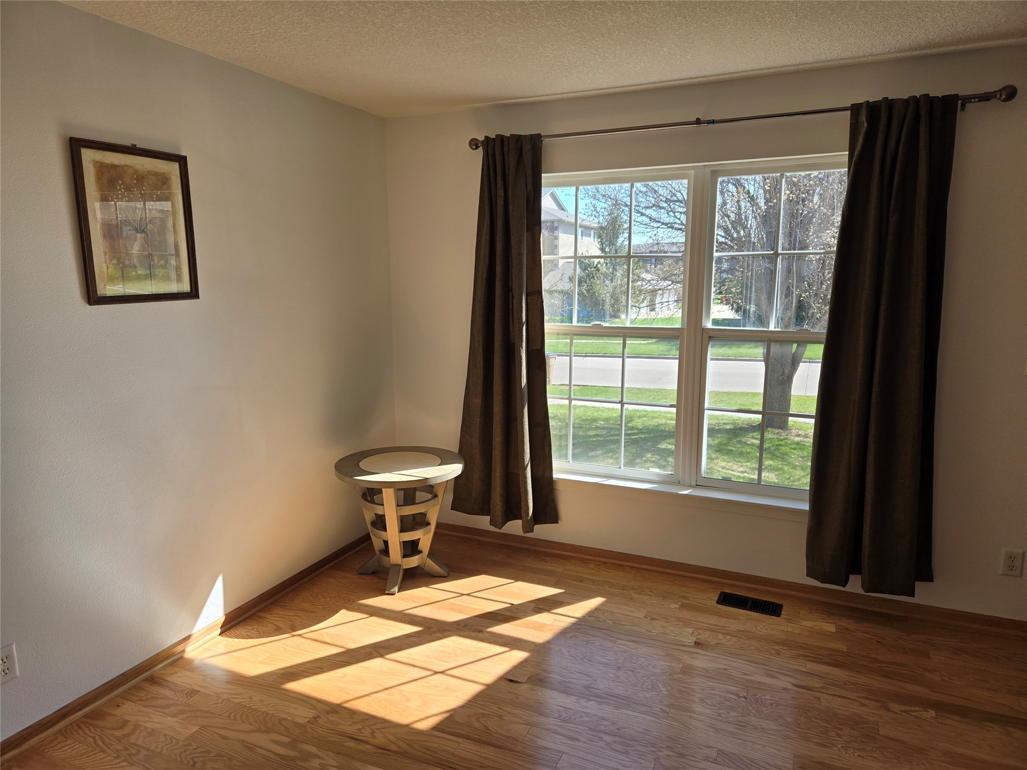702 SE Dovetail Road, Grimes, Iowa image 3