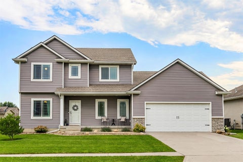 Homes For Sale - 3124 NW Trestle Point Drive<br/> Ankeny, IA 50023