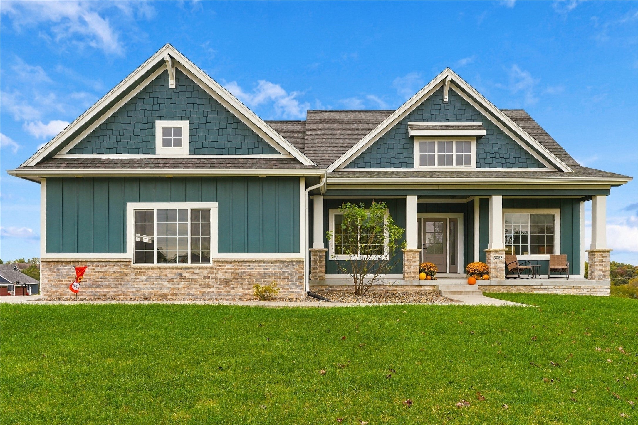 3085 Willow Lane