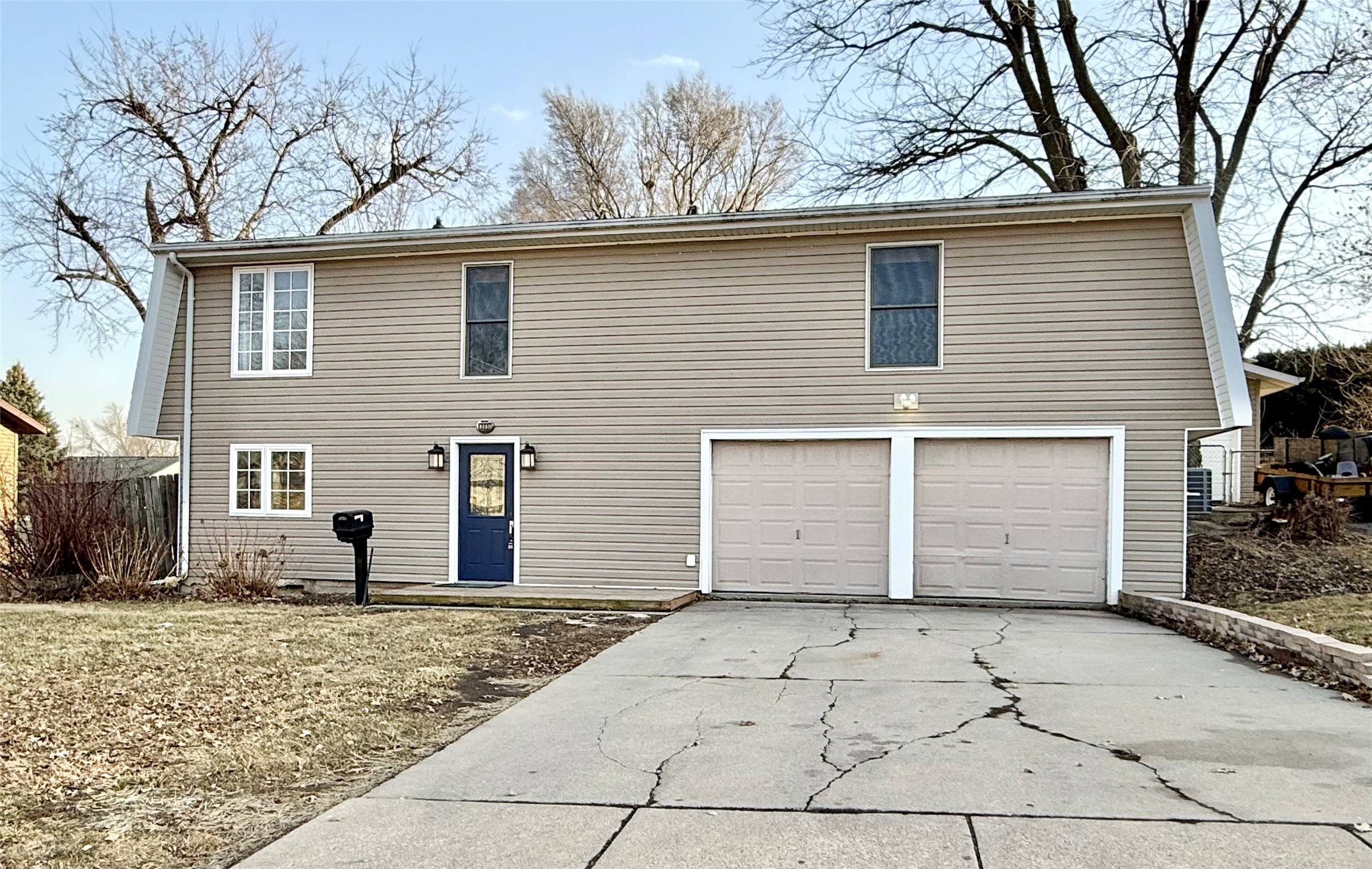 305 Friendly Drive, Marshalltown, Iowa image 1