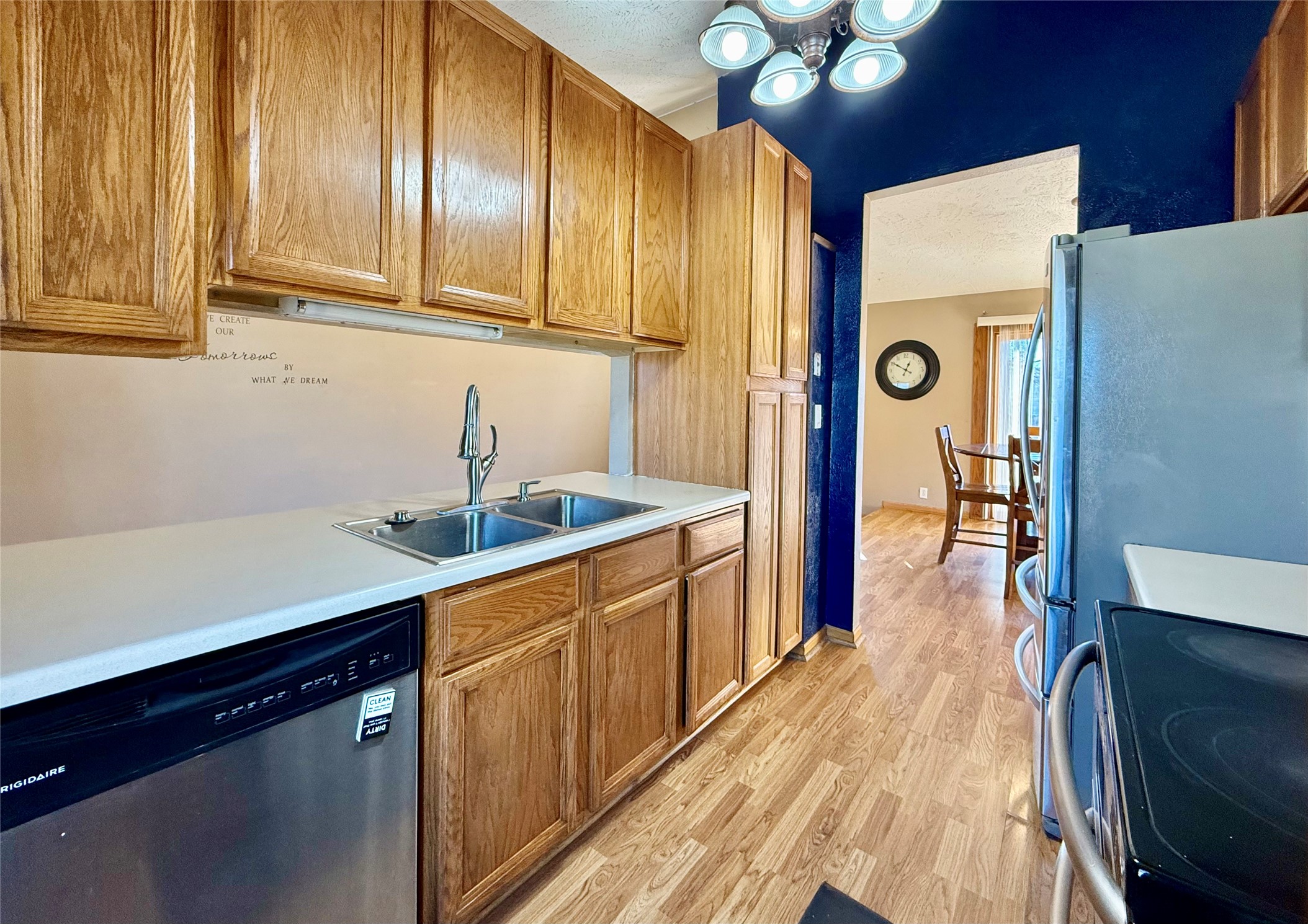 305 Friendly Drive, Marshalltown, Iowa image 7