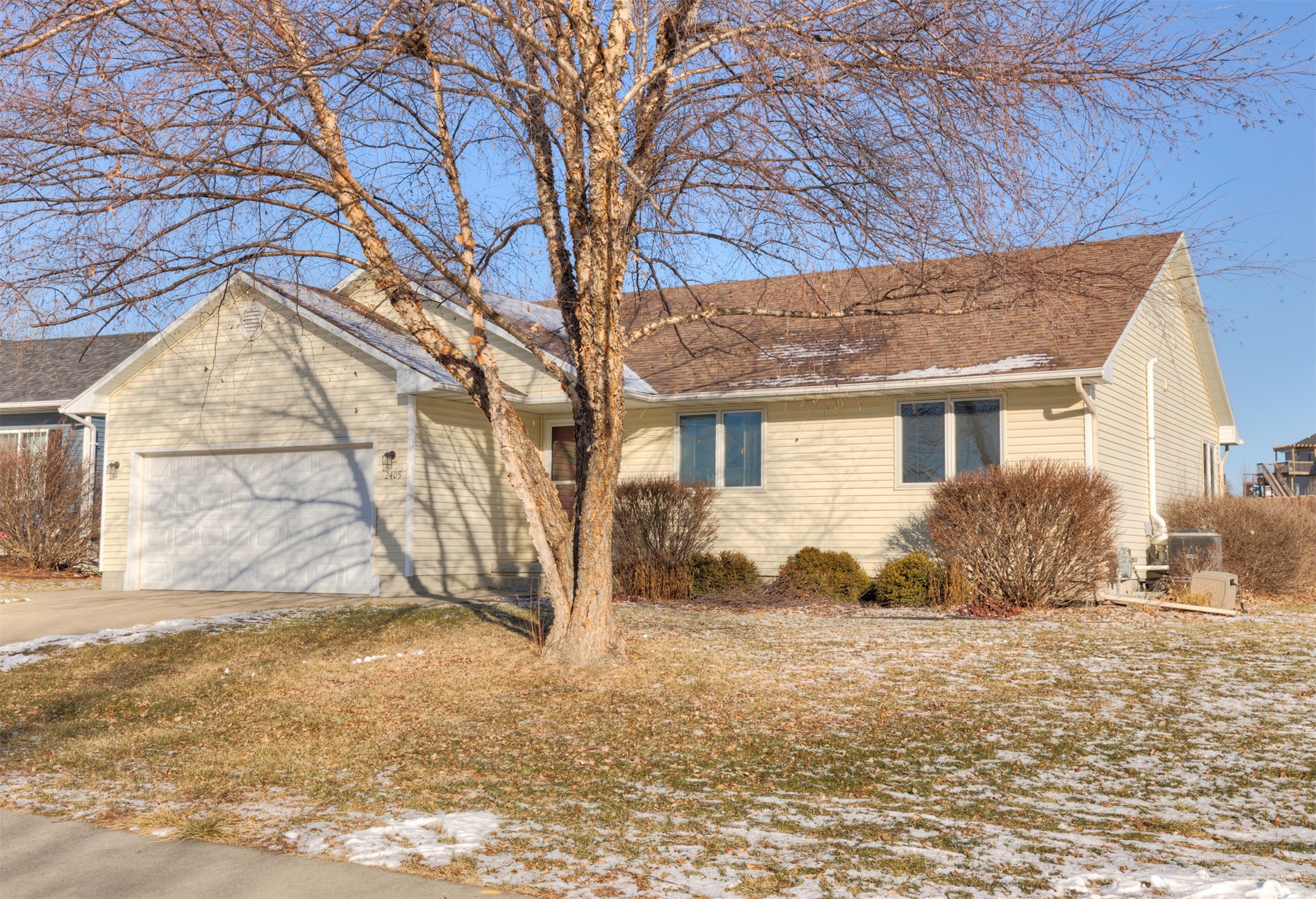 2405 Shady Lane Drive, Norwalk, Iowa image 2