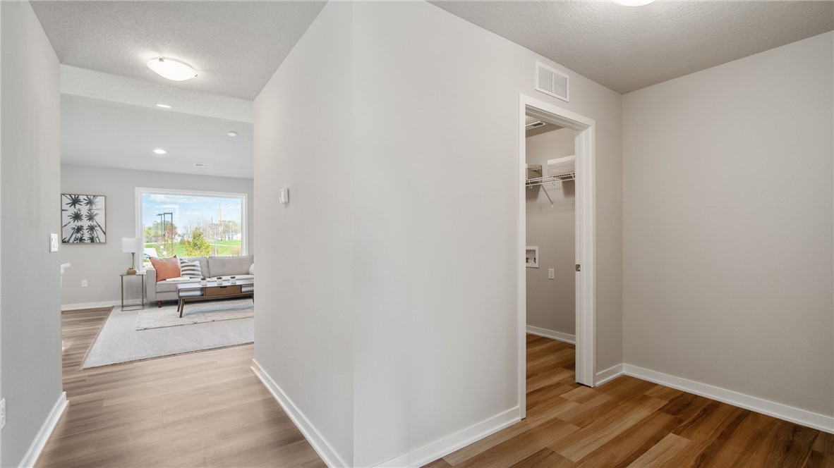 4375 E 44th Street, Des Moines, Iowa image 13