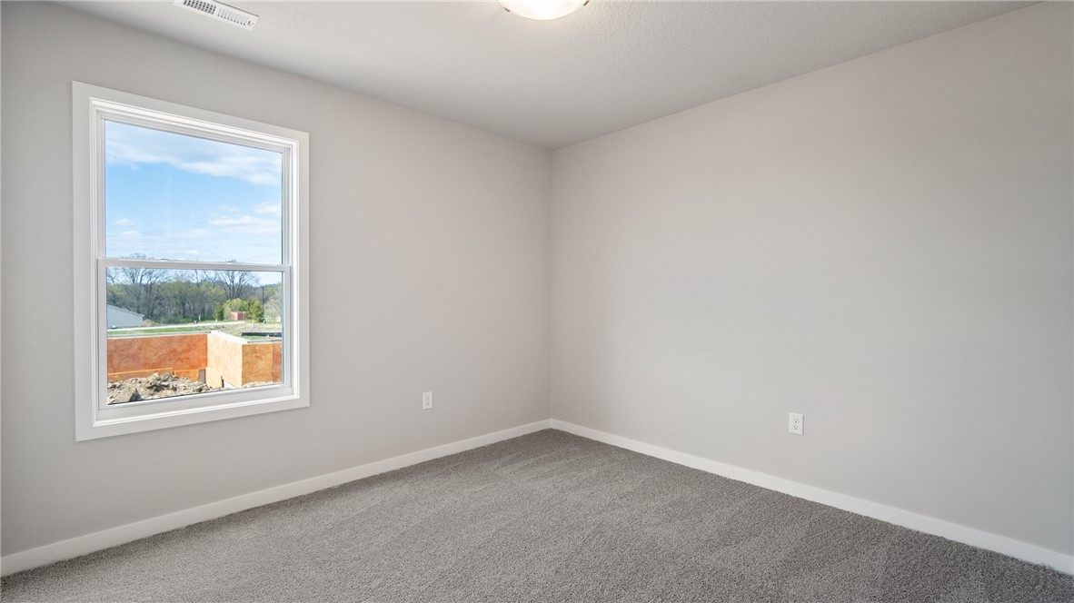 4375 E 44th Street, Des Moines, Iowa image 8