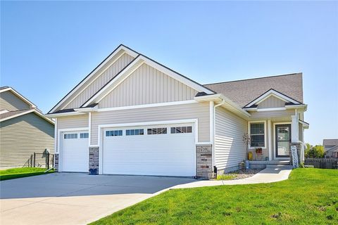 Single Family Residence in Bondurant IA 405 Shiloh Rose Parkway.jpg