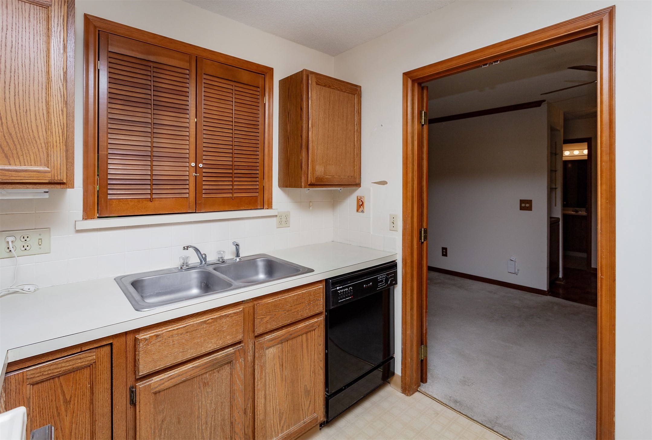 4910 Pleasant Street #12, West Des Moines, Iowa image 9